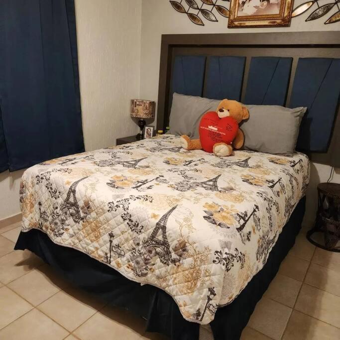 3 Bedroom Townhouse W Garage Blocks From The Beach ปูแอร์โตเปญาสโก ภายนอก รูปภาพ
