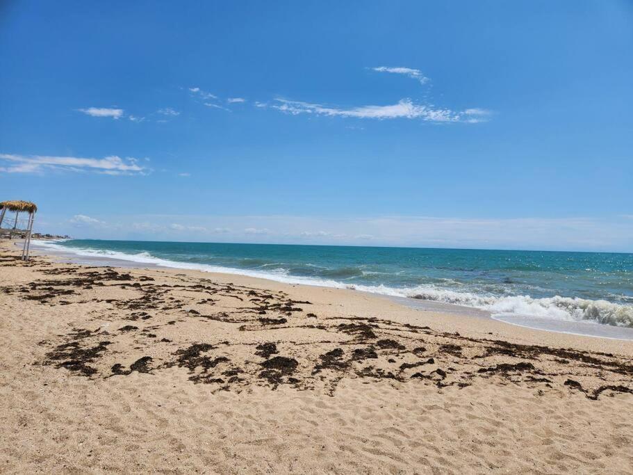 3 Bedroom Townhouse W Garage Blocks From The Beach ปูแอร์โตเปญาสโก ภายนอก รูปภาพ