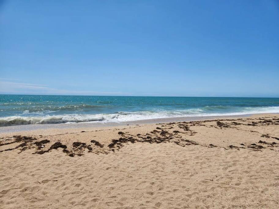 3 Bedroom Townhouse W Garage Blocks From The Beach ปูแอร์โตเปญาสโก ภายนอก รูปภาพ